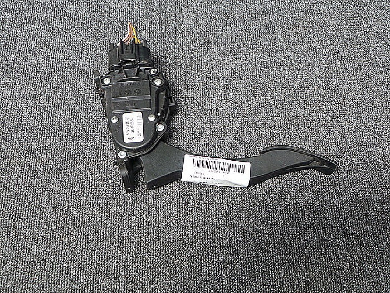 PEDALA ACCELERATIE FORD FIESTA 1.4 INJ - (2002 2005)