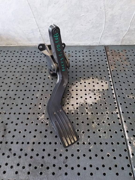 Pedala acceleratie ford focus 1 daw dbw