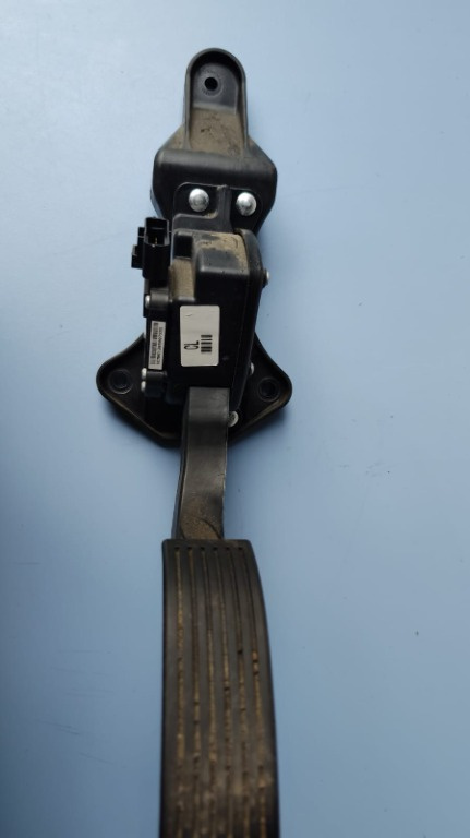 Pedala acceleratie Hyundai Santa Fe 2.7 G6EA 2007 Cod : 32726-2B100