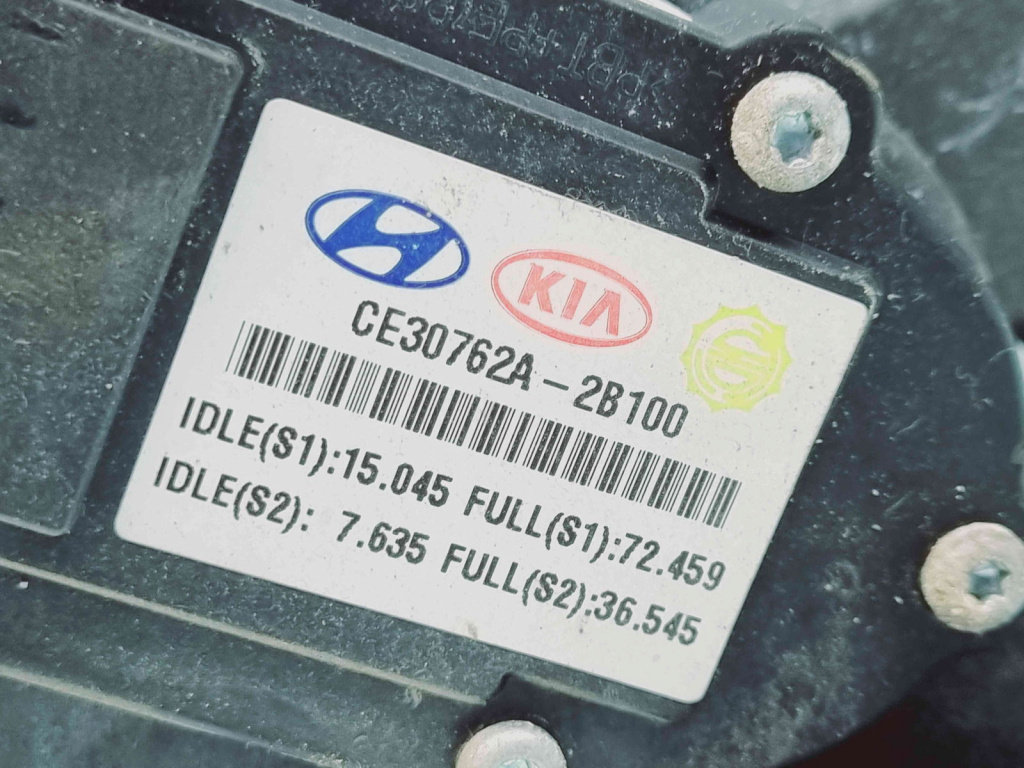 Pedala acceleratie Hyundai Santa Fe 2 (CM) [Fabr 2005-2012] CE30762A-2B100