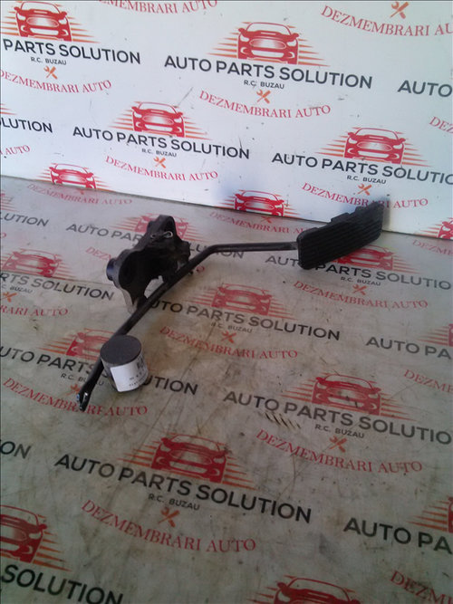 Pedala acceleratie KIA CEED 1.4 B an fabr. 2008