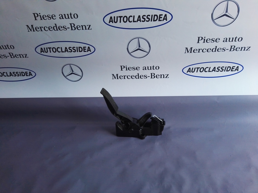 Pedala acceleratie Mercedes A1693000104