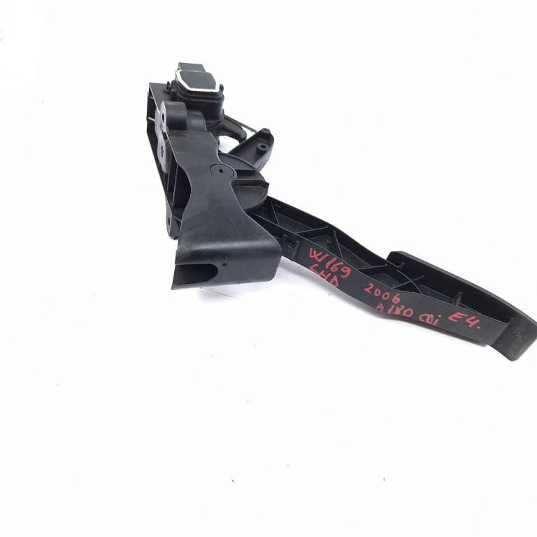 Pedala Acceleratie Mercedes-Benz A-Class (W169) 2004-2012 A 180 Cdi (169.007, 169.307) Motorina Volan Pe Stanga Lhd A169300004, 000330, A1693001004 Mercedes-Benz