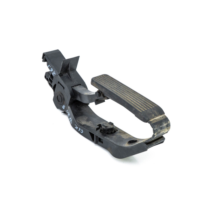 Pedala Acceleratie Mercedes-Benz Clk W209 2002-2009 Clk 240 (209.461) M 112.912 Benzina Volan Pe Stanga Lhd A2033000104, A 203 300 01 04, 203 300 01 04, 2033000104