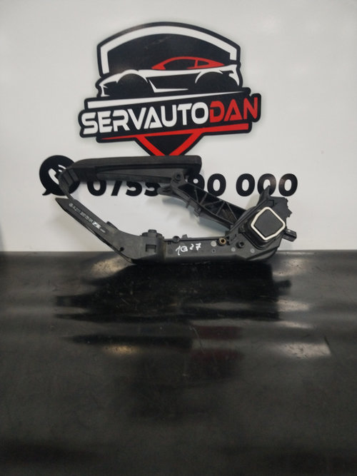 Pedala acceleratie Mercedes-Benz CLS (2004-2010) [C219] w219 3.0 Motorina 2006, A2113000504