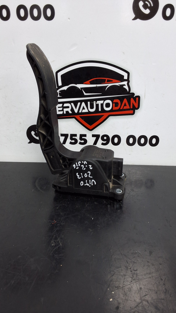 Pedala acceleratie Mercedes-Benz Vito (2009->) [w639] 2.2 Motorina 2013, A9063000404