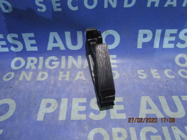 Pedala acceleratie Mercedes C200 W203 2.2cdi;  A2033000504