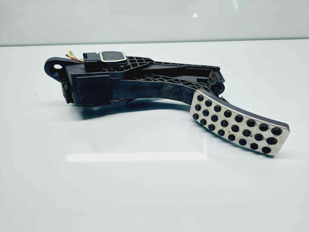 Pedala acceleratie Mercedes Clasa ML (W164) [Fabr 2005-2012] A1643000104
