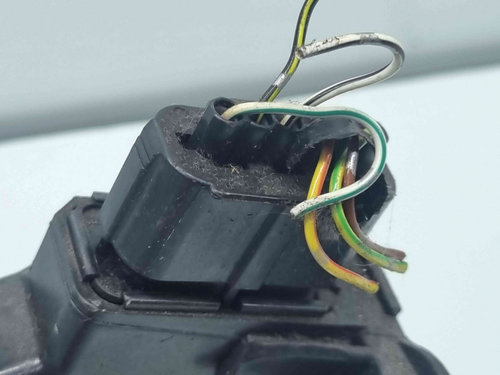 Pedala acceleratie MITSUBISHI Outlander [Fabr 2006-2012] MN101543