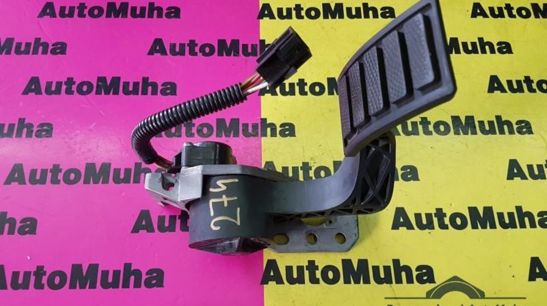 Pedala acceleratie Mitsubishi Pajero (1982-1990) 21116880