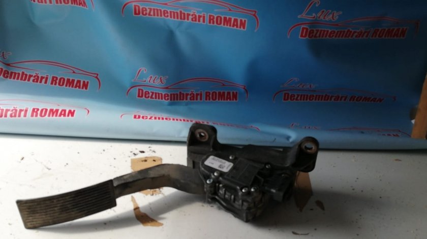 Pedala acceleratie Nissan Navara Motor 2.5dci 171cp YD25DDTi