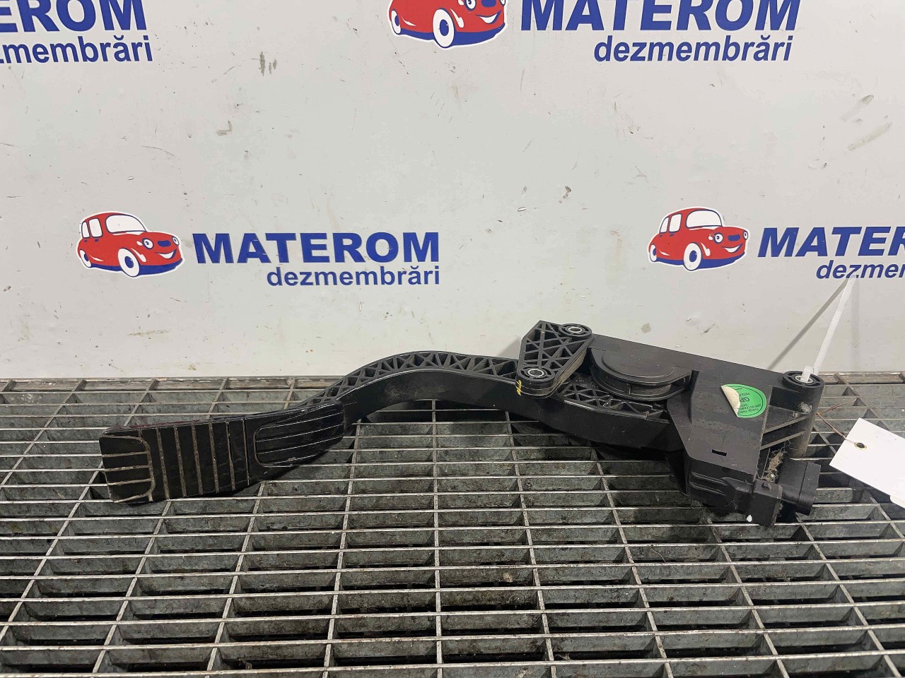 PEDALA ACCELERATIE OPEL ANTARA A22DM - (