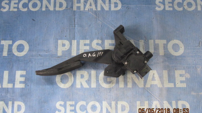 Pedala acceleratie Opel Astra G