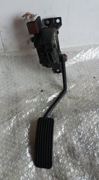 Pedala acceleratie opel corsa agila 49400-83e