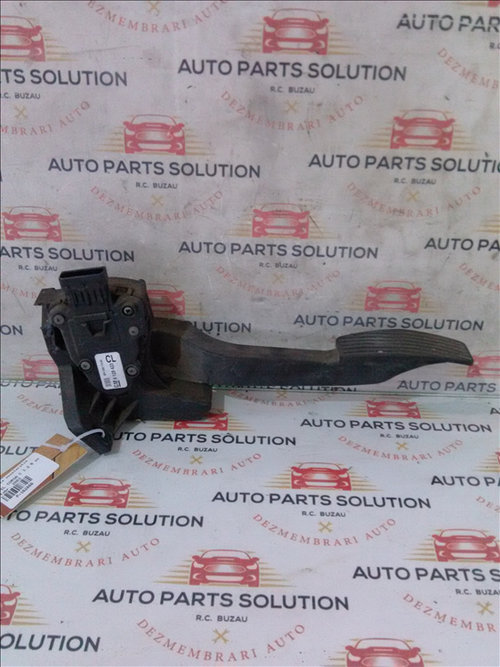 Pedala acceleratie OPEL CORSA C 1.2 B an fabr. 2003
