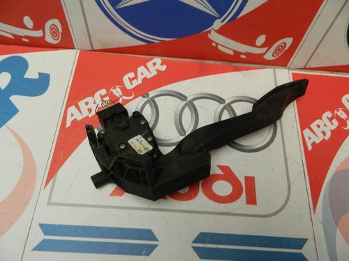 Pedala acceleratie Opel Corsa C 1.7 CDTI COD:55351466