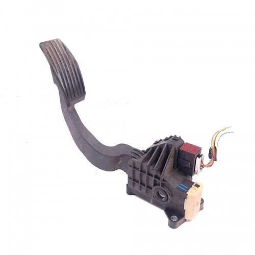 Pedala Acceleratie Opel Corsa D 2006-2014 1.0 Benzina 13305804, B720, D5709B Bitron