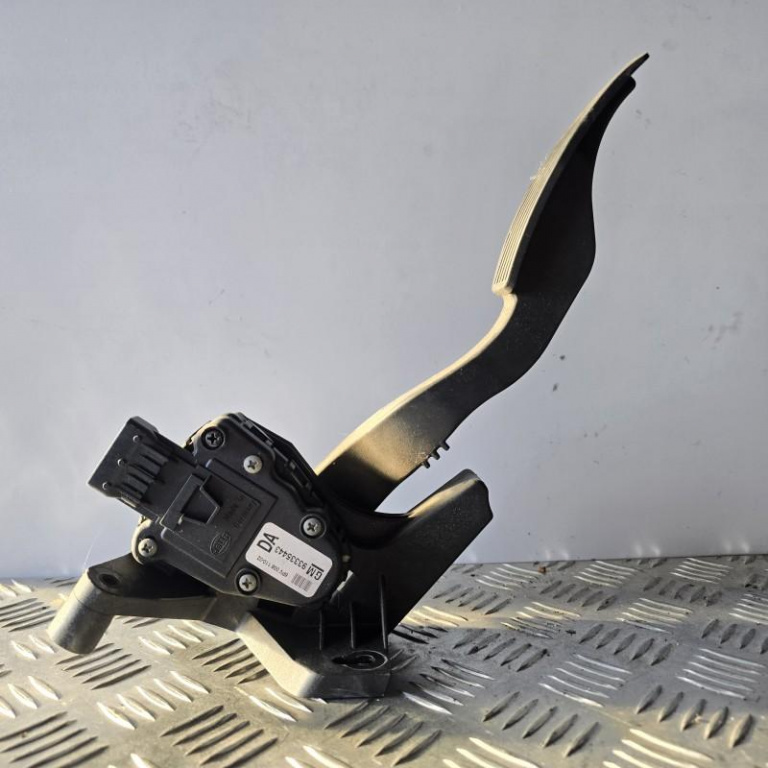 Pedala acceleratie Opel Meriva A 2003-2010 93335443 DA