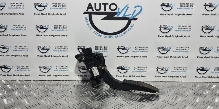 Pedala acceleratie Opel Signum 2003-2008 9186724 CE