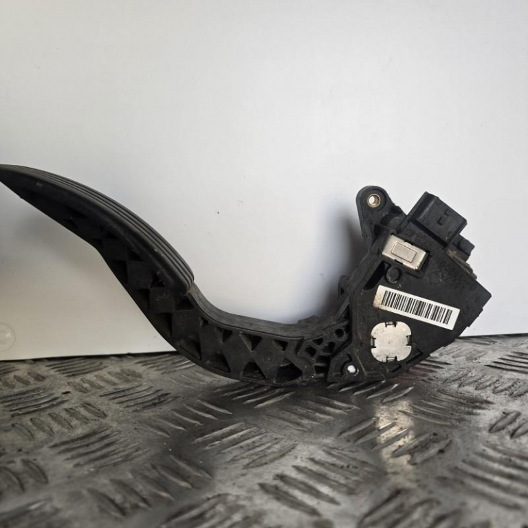 Pedala acceleratie Opel Vivaro B 2014-2019 1.6 cdti 180020024R