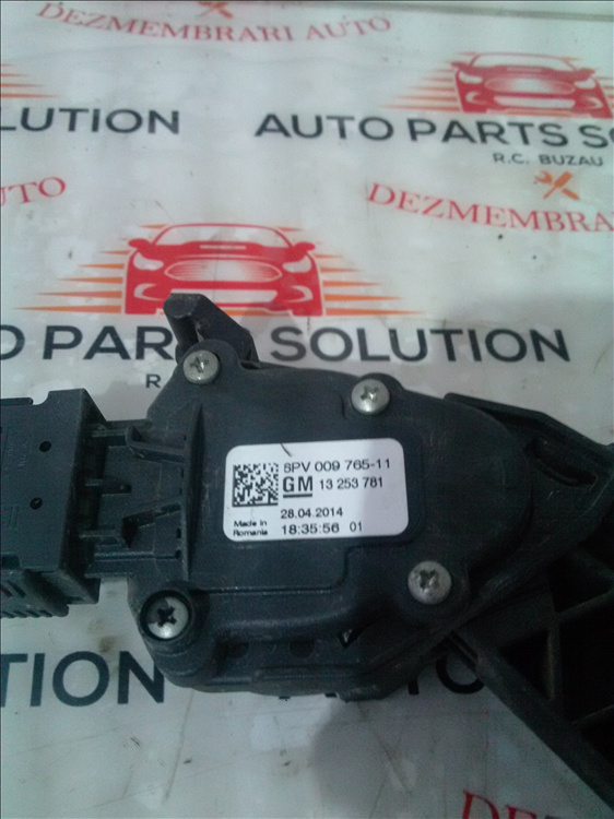 Pedala acceleratie OPEL ZAFIRA C 1.6 CDTI an fabr. 2015