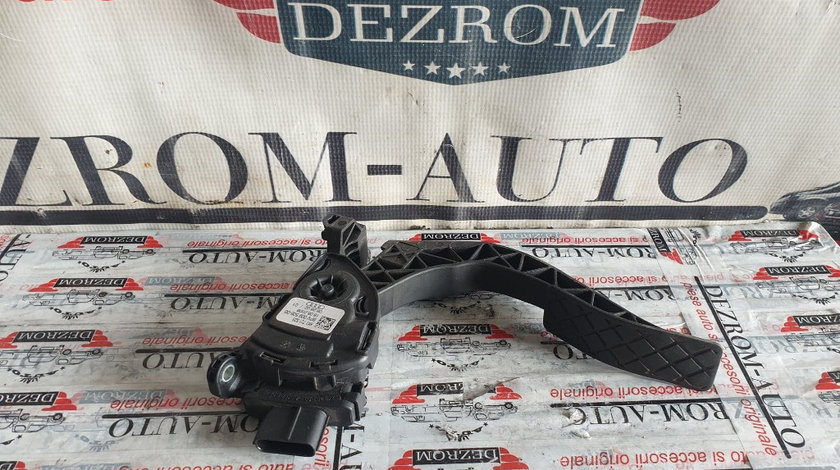 Pedala acceleratie originala Audi A4 B8 2.0 TDI quattro cod piesa : 8K1721523