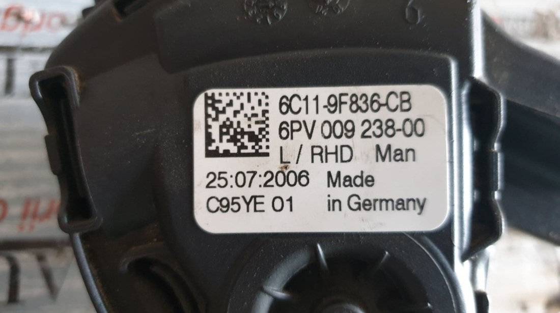 Pedala acceleratie originala FORD Transit Mk6 Van 2.2 TDCi cod piesa : 6C11-9F836-CB