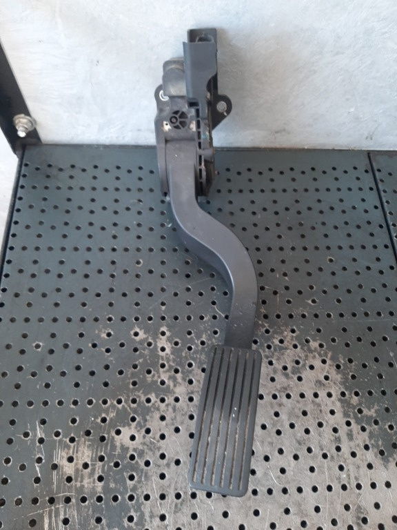 Pedala acceleratie peugeot boxer 2008 0280755049