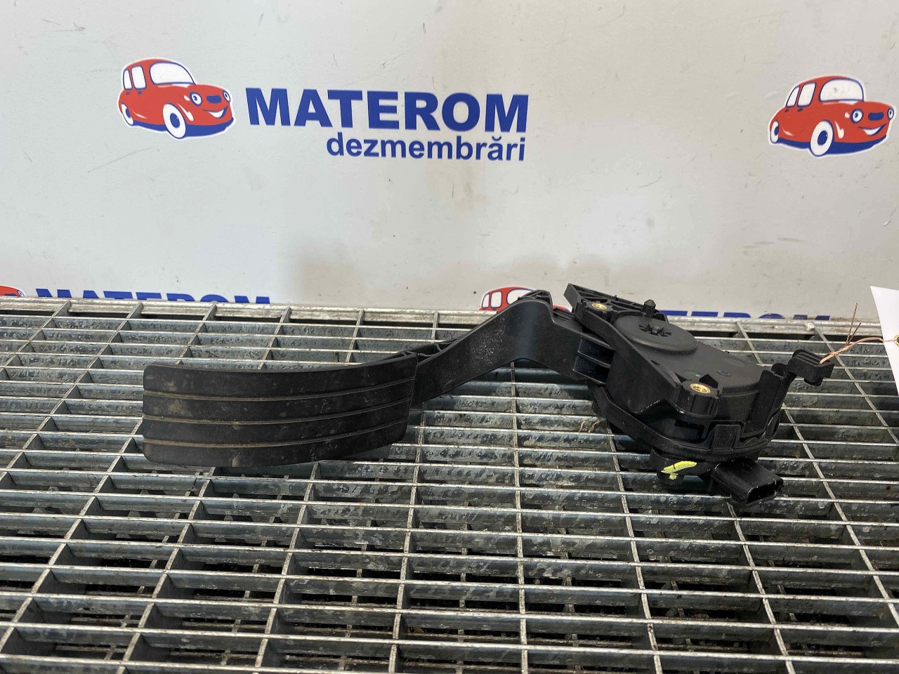 PEDALA ACCELERATIE RENAULT CAPTUR 1.5 DCI - (2013 2016)