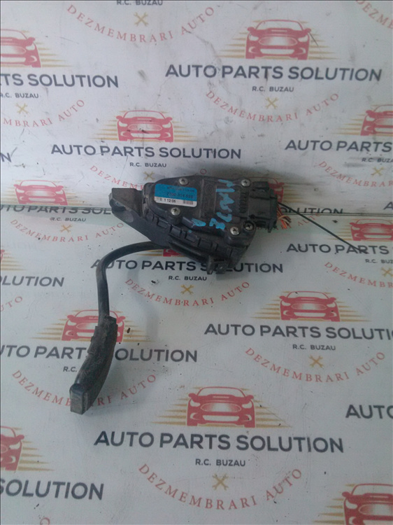 Pedala acceleratie RENAULT MASTER 2 an fabr. 2012