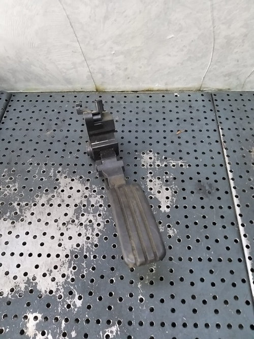 Pedala acceleratie renault megane 3 180020022r