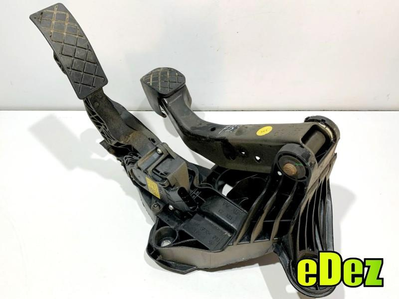 Pedala acceleratie si frana Skoda Fabia 3 (2014-2018) 1.0 benzina CHYB 6C1723503B