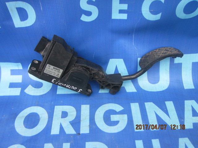 Pedala acceleratie Skoda Octavia : 0281002346