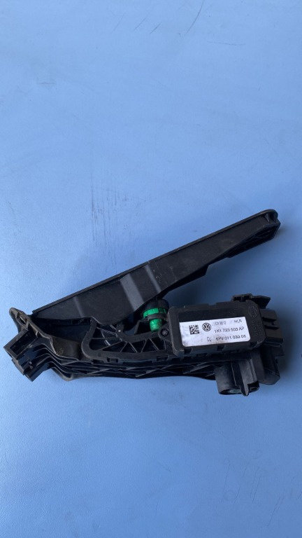 Pedala acceleratie Skoda Superb 2.0 Tdi CFF 2013 Cod : 1K1723503AP