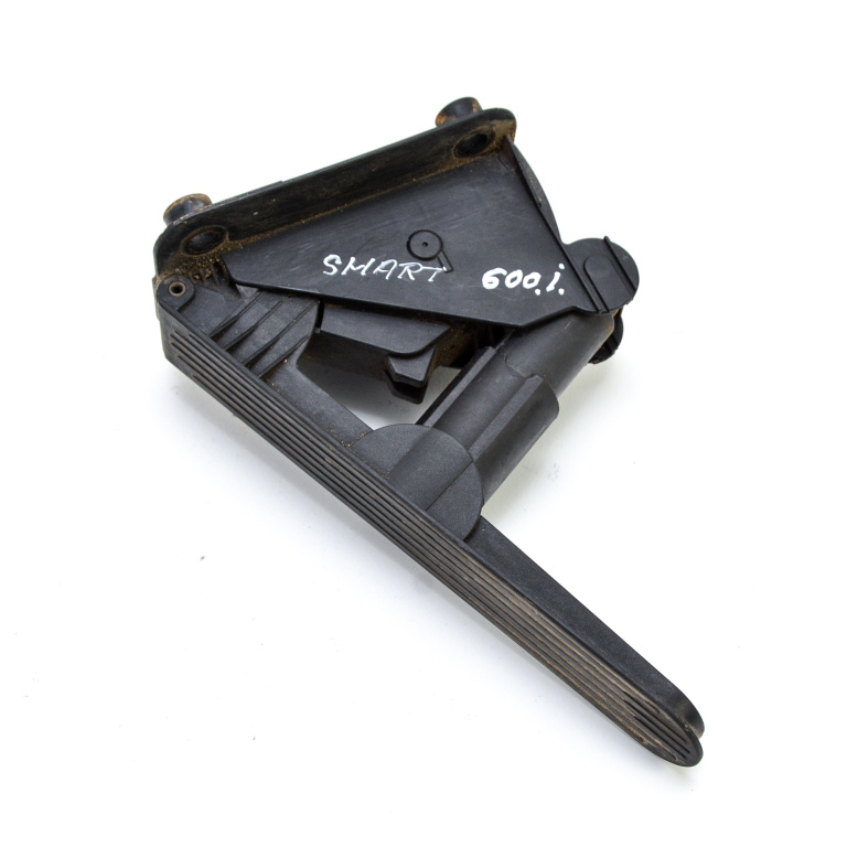 Pedala Acceleratie Smart City-Coupe (450) 1998-2004 0.6 (450.352, 450.353) M 160.920 Benzina Volan Pe Stanga Lhd 0280752272 Bosch