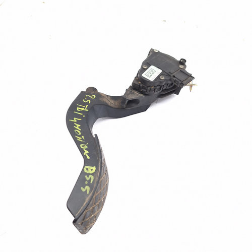 Pedala Acceleratie Volan Pe Stanga LHD VW PASSAT B5, B5.5 1996 - 2005 Motorina 8D1721523F, 6PV008376...