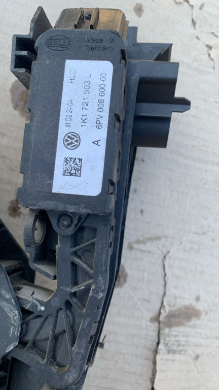 Pedala acceleratie Volkswagen Golf 5 coupe motor 1.9 BRU cod 1K1 721 503 L