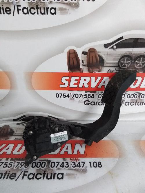 Pedala acceleratie Volkswagen Passat B5 (1996-2005) 1.9 Motorina 2003, 8D1721523F
