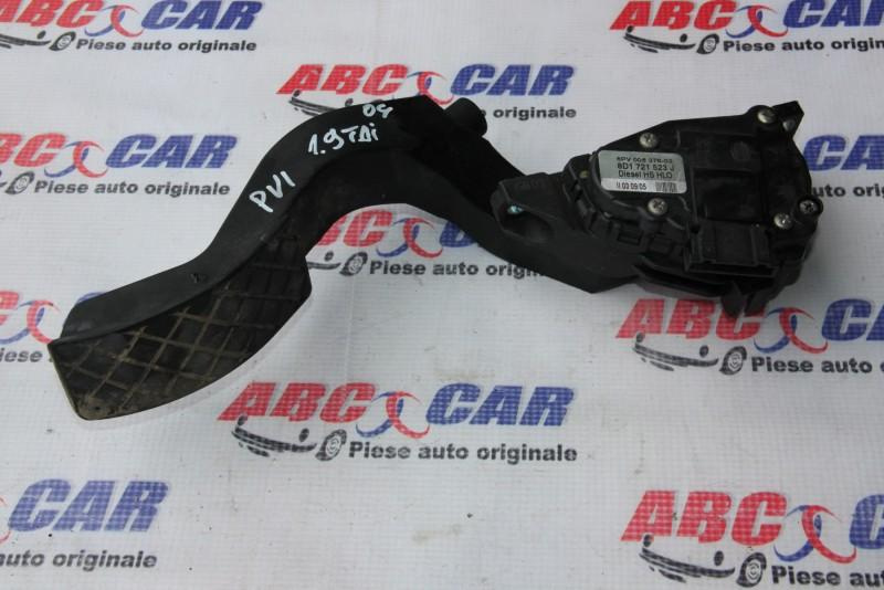 Pedala acceleratie Volkswagen Passat B5 1996-2005 8D1721523J