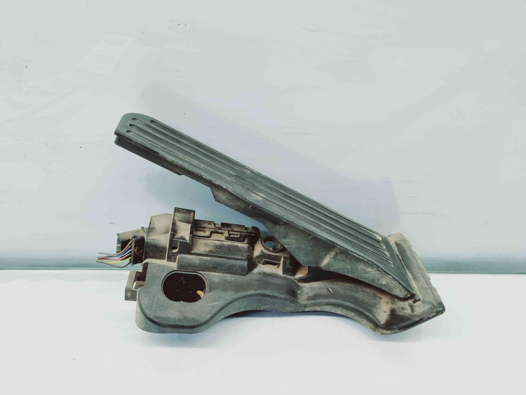 Pedala acceleratie Volkswagen Passat B6 Variant (3C5) [Fabr 2005-2010] 1K1721503L