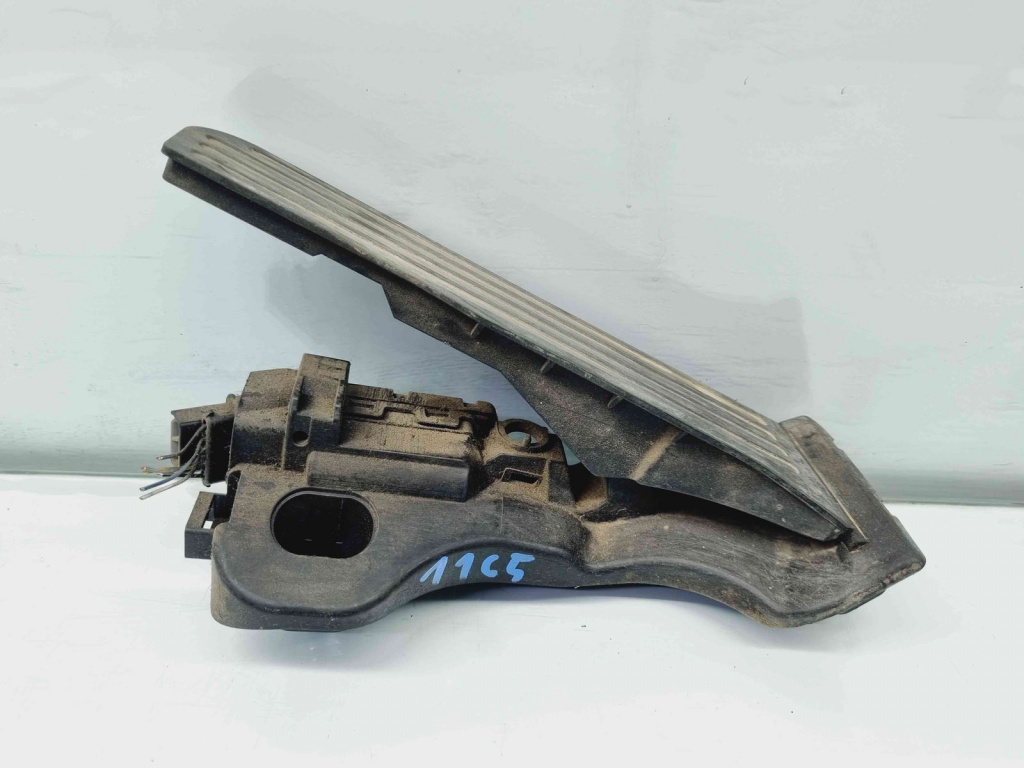 Pedala acceleratie Volkswagen Passat B6 Variant (3C5) [Fabr 2005-2010] 1K1721503L