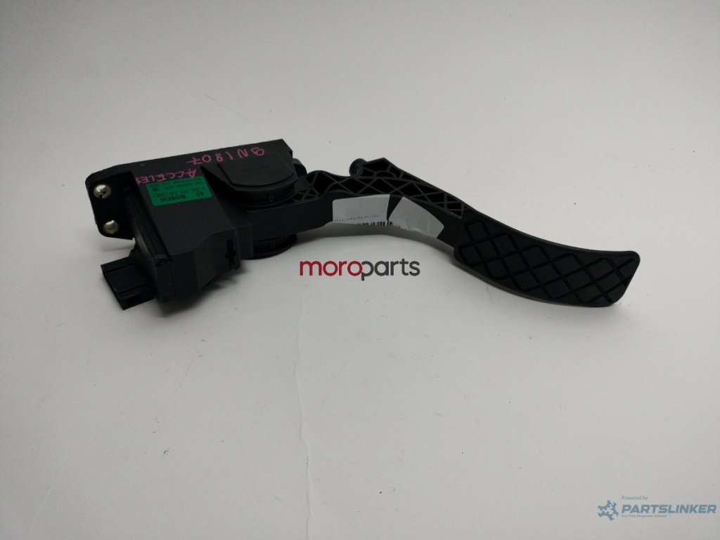 Pedala acceleratie Volkswagen Polo (9N1) Coupe 2001 1.2 6V VOLKSWAGEN POLO (9N_) [ 2001 - 2012 ] OEM 6Q1721503A