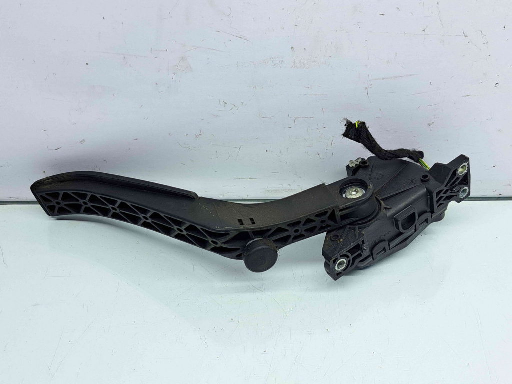 Pedala acceleratie Volkswagen Touareg (7LA, 7L6) [Fabr 2003-2010] 7L6723507J