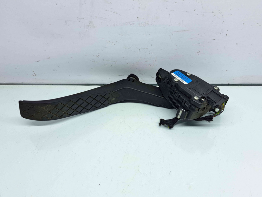 Pedala acceleratie Volkswagen Touareg (7LA, 7L6) [Fabr 2003-2010] 7L6723507J
