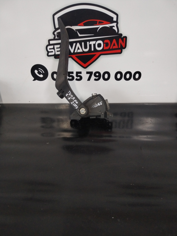 Pedala acceleratie Volkswagen Touareg facelift (2006-2010) 2.5 Motorina 2007, 7L0723507C