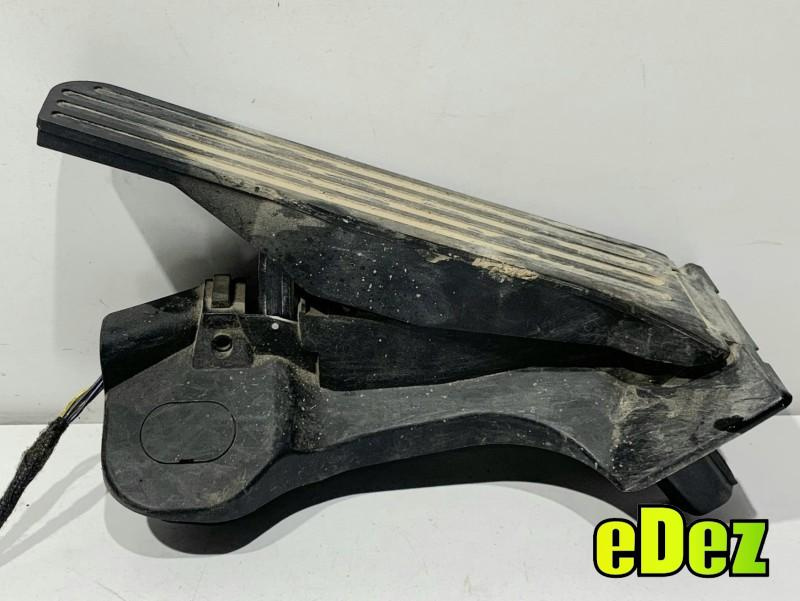 Pedala acceleratie Volkswagen Touran facelift (2010-2015) [1t3] 2.0 tdi CFHF 1T1723503N