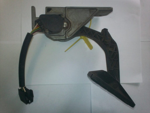 PEDALA acceleratie VOLVO FH12 1063017 / 398522611063017 / 39852261