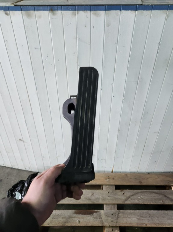 Pedala acceleratie Vw Golf 5 2005 2006 2007 2008 2009 2010 cod 1K1723503L