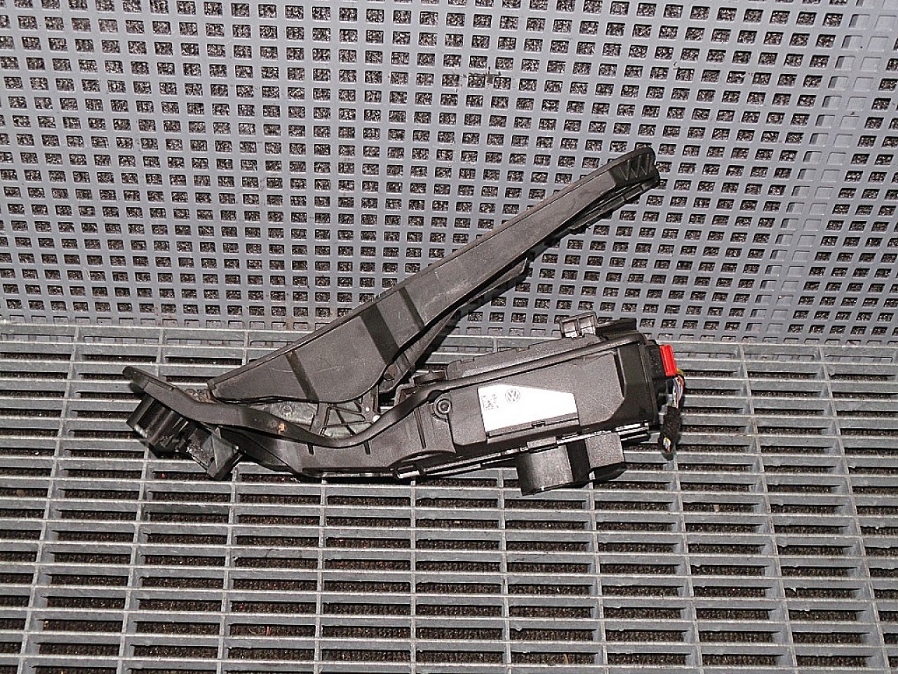 PEDALA ACCELERATIE VW GOLF V GOLF V 1.9 TDI - (2004 2008)