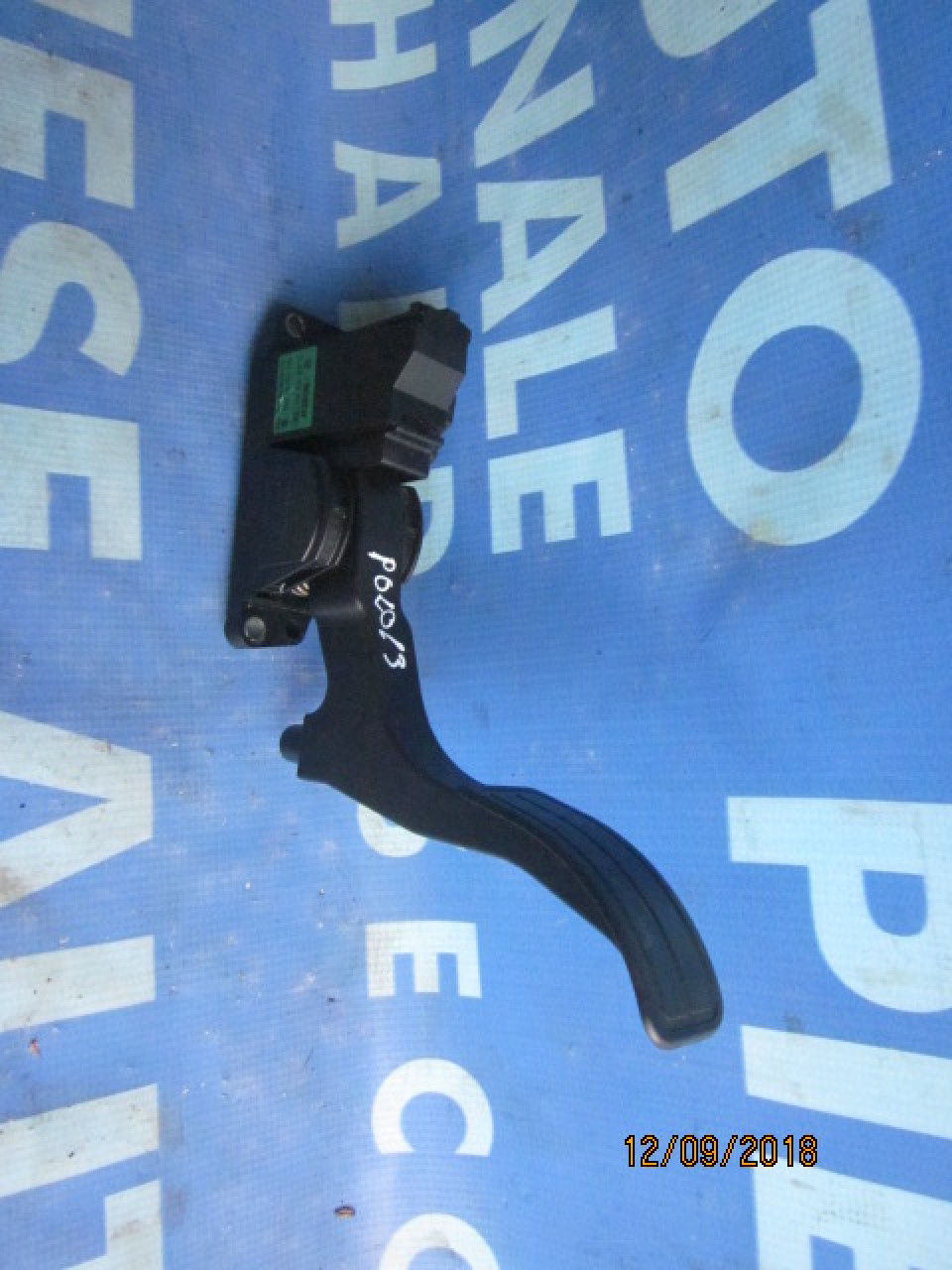 Pedala acceleratie VW Polo 1.4i ; 6N1721503E